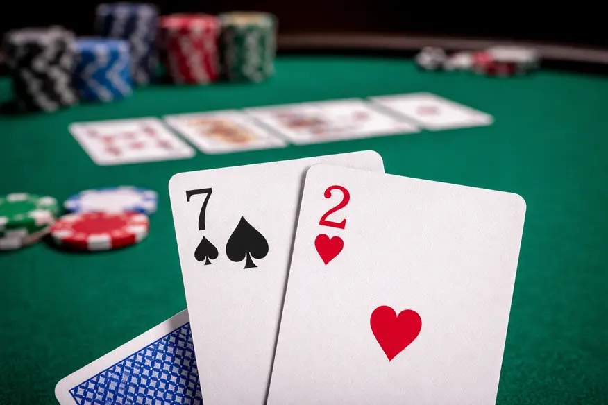 7-2 offsuit worst poker hand in poker